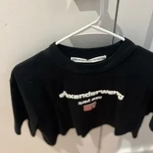 Tシャツ・カットソー ALEXANDER WANG CROPPED T-SHIRT WITH LOGO Alexander Wang | Tops | Alexander Wang Cropped Logo T Shirt